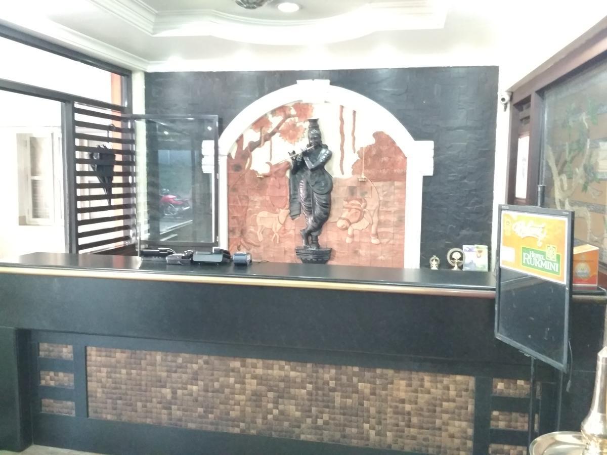 Hotel Rukmini Alwaye 외부 사진